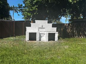 7021 Park St, Hollywood FL 33024