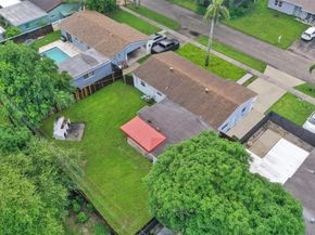 7021 Park St, Hollywood FL 33024