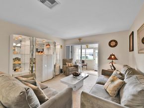 4796 Cresthaven Boulevard B, West Palm Beach FL 33415