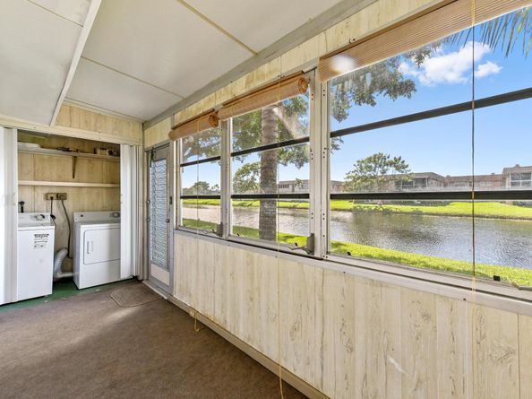 206 Valencia I, Delray Beach FL 33446