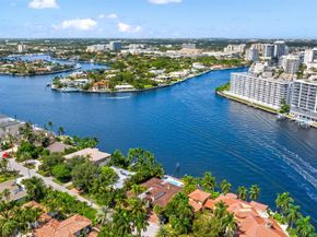 2701 Aqua Vista Blvd, Fort Lauderdale FL 33301