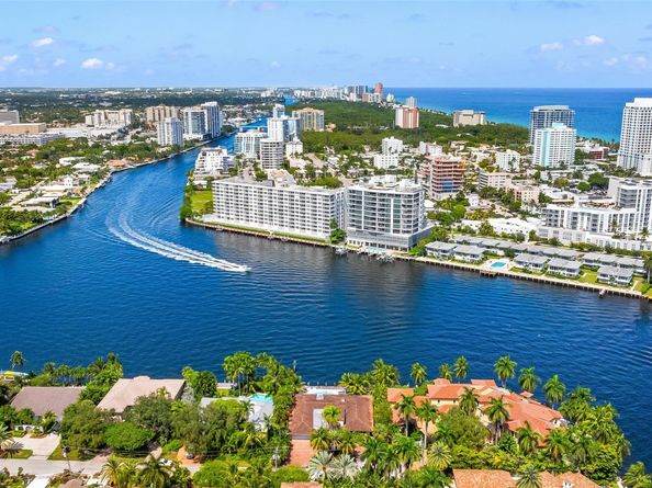 2701 Aqua Vista Blvd, Fort Lauderdale FL 33301