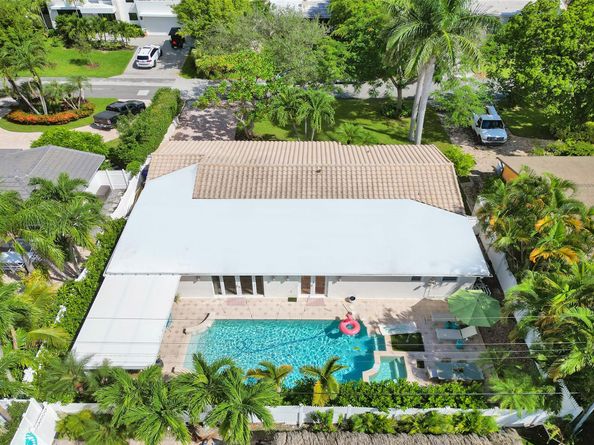 3206 Robbins Rd, Pompano Beach FL 33062