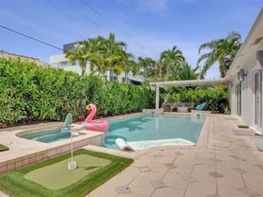 3206 Robbins Rd, Pompano Beach FL 33062