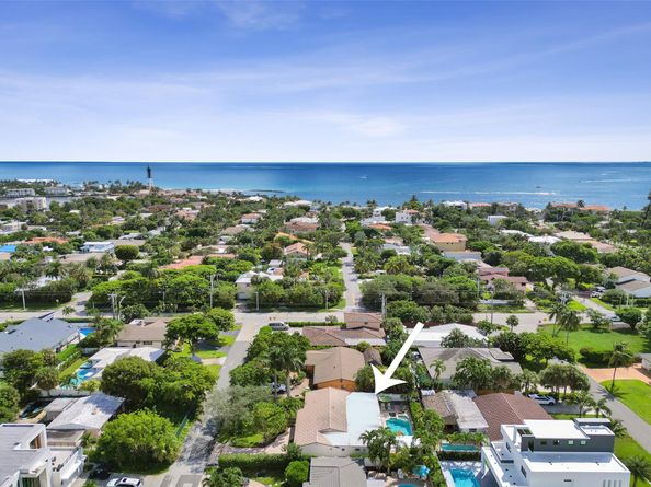 3206 Robbins Rd, Pompano Beach FL 33062