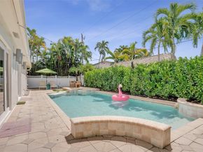 3206 Robbins Rd, Pompano Beach FL 33062