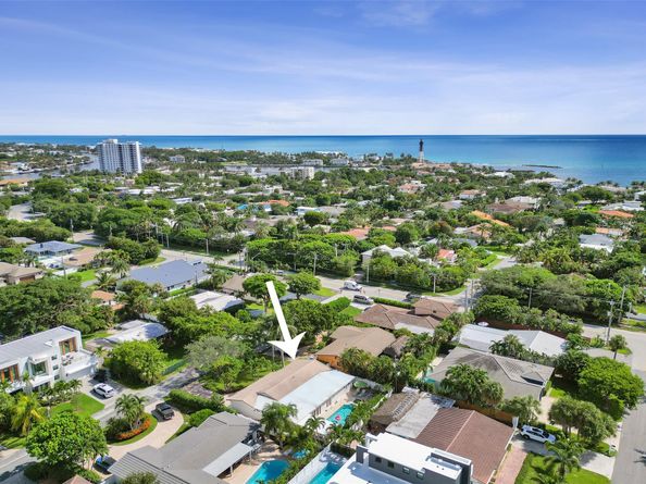 3206 Robbins Rd, Pompano Beach FL 33062