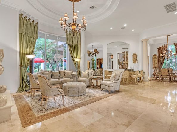 105 Remo Place, Palm Beach Gardens FL 33418