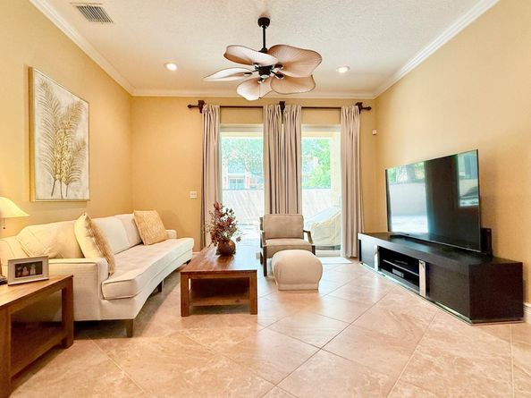 3815 NW 43rd Ter, Coconut Creek FL 33073