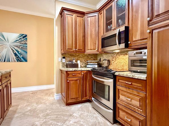 3815 NW 43rd Ter, Coconut Creek FL 33073