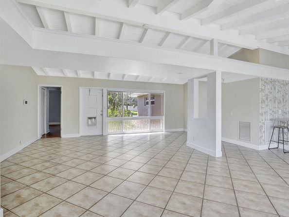 1733 SW 5th Court, Fort Lauderdale FL 33312