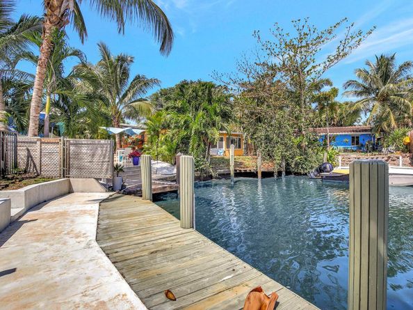 1733 SW 5th Court, Fort Lauderdale FL 33312