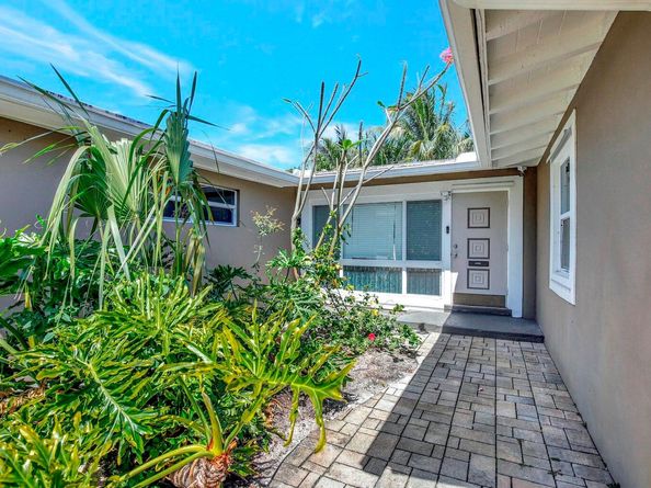 1733 SW 5th Court, Fort Lauderdale FL 33312