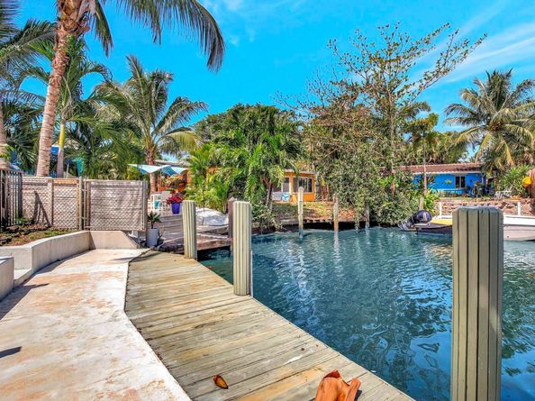 1733 SW 5th Court, Fort Lauderdale FL 33312