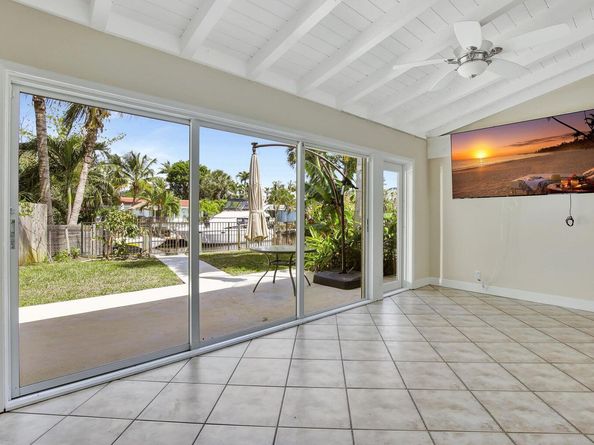 1733 SW 5th Court, Fort Lauderdale FL 33312