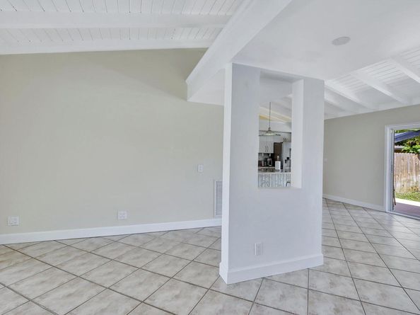 1733 SW 5th Court, Fort Lauderdale FL 33312