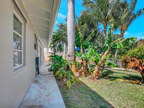 1733 SW 5th Court, Fort Lauderdale FL 33312
