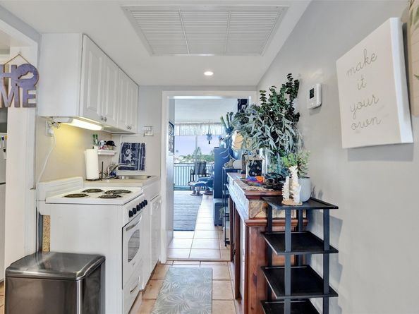 2508 Bay Dr 303, Pompano Beach FL 33062