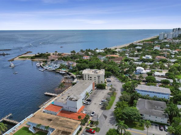 2508 Bay Dr 303, Pompano Beach FL 33062