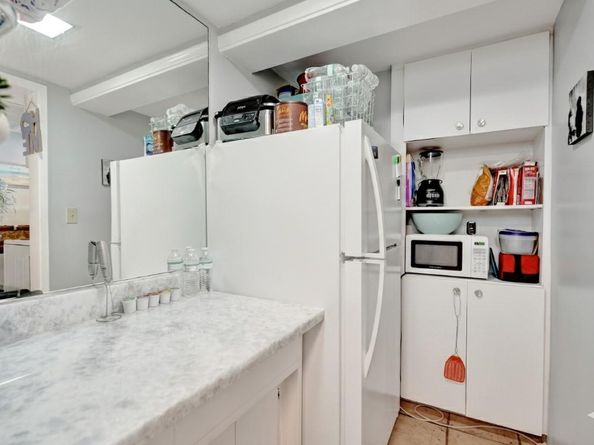 2508 Bay Dr 303, Pompano Beach FL 33062