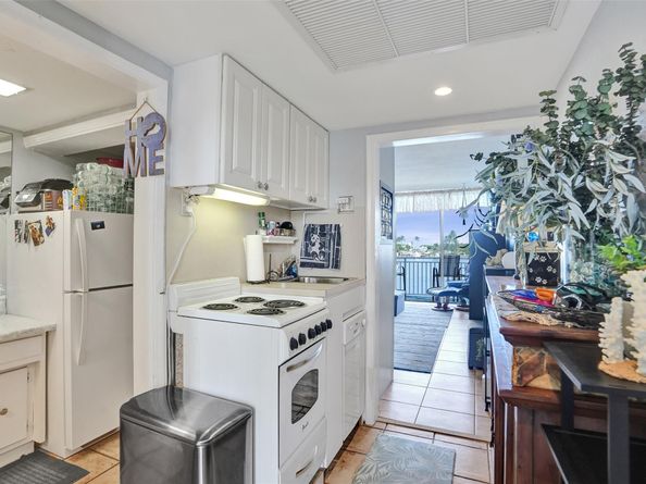 2508 Bay Dr 303, Pompano Beach FL 33062