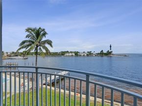 2508 Bay Dr 303, Pompano Beach FL 33062