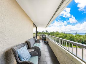 5280 N Ocean Drive Drive 1e, Riviera Beach FL 33404