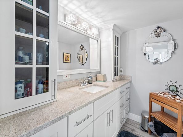 5280 N Ocean Drive Drive 1e, Riviera Beach FL 33404