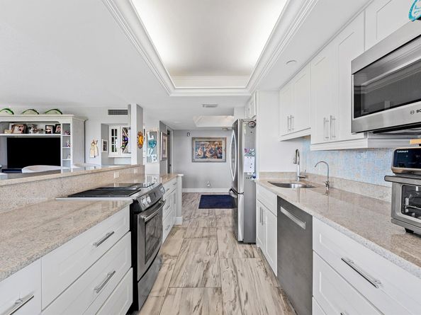 5280 N Ocean Drive Drive 1e, Riviera Beach FL 33404