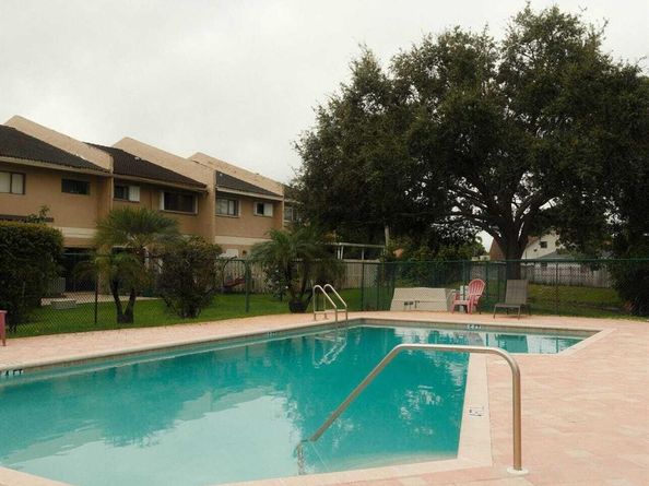3679 NW 91st Lane, Sunrise FL 33351