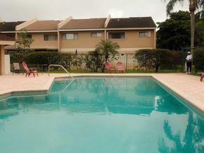 3679 NW 91st Lane, Sunrise FL 33351