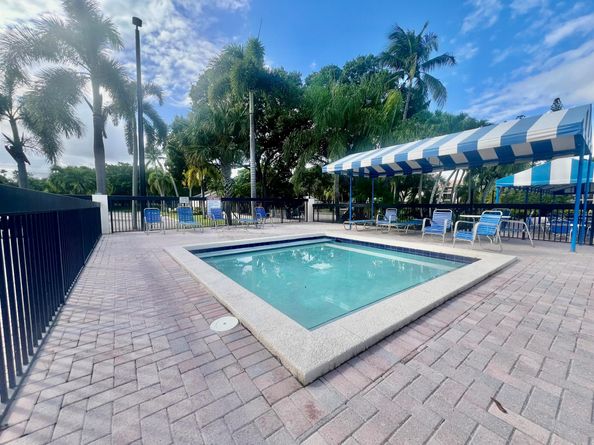 3529 NW 35th Street 1606, Coconut Creek FL 33066