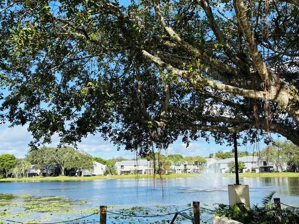 3529 NW 35th Street 1606, Coconut Creek FL 33066