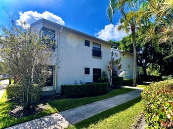 3529 NW 35th Street