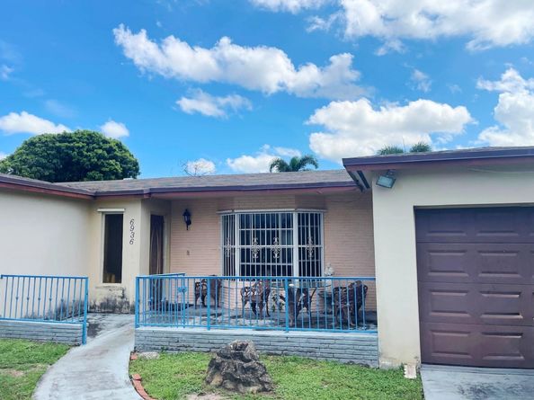 6936 NW 5th Ct, Margate FL 33063