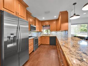 4401 NE 18th Ave, Oakland Park FL 33334