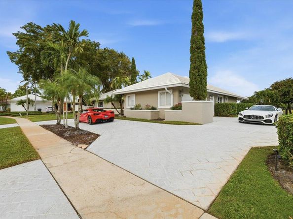 2106 Sunderland Avenue, Wellington FL 33414