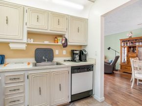 2851 Somerset Dr 205, Lauderdale Lakes FL 33311