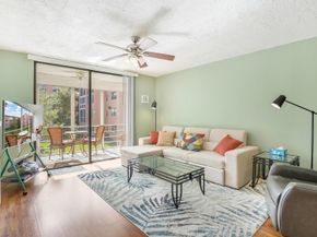 2851 Somerset Dr 205, Lauderdale Lakes FL 33311