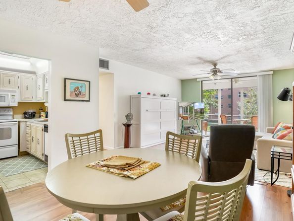 2851 Somerset Dr 205, Lauderdale Lakes FL 33311