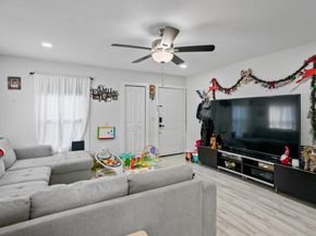 708 NW 15th St, Homestead FL 33030