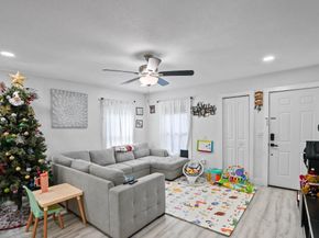 708 NW 15th St, Homestead FL 33030