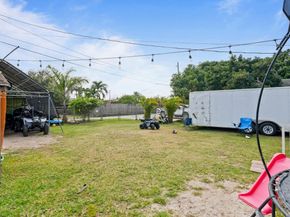 708 NW 15th St, Homestead FL 33030