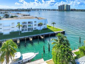 1030 Sugar Sands Boulevard 267, Singer Island FL 33404
