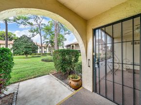 325 Knotty Pine Circle C1, Greenacres FL 33463