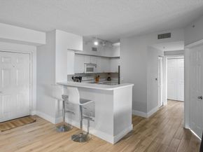 11730 Saint Andrews Place 102, Wellington FL 33414