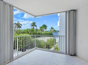 2860 S Ocean Boulevard 311, Palm Beach FL 33480