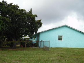 3910 Holden Lane, Lake Worth FL 33461