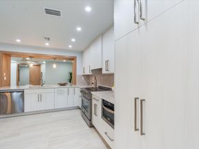 17036 Bay Street, Jupiter FL 33477