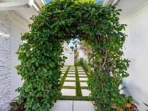 17036 Bay Street, Jupiter FL 33477